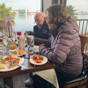 Reef on the Water - Eating with the fam - Seafood Near Me - Long Beach, California Reef on the Water - Eating with the fam - Seafood Near Me - Long Beach, California