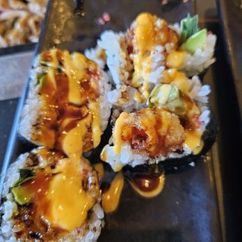 Nikuya Stone Grill and Bar - Sushi roll - Barbeque Near Me - Pleasanton, California