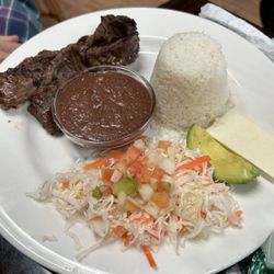 Rustica Hondureña Restaurant - Carne asada