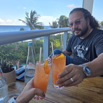 BALEENkitchen - New American Near Me - Sunny Isles Beach, Florida