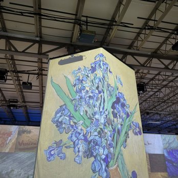 Beyond Van Gogh: the Immersive Experience - Art Installation Near Me - Albuquerque, New Mexico