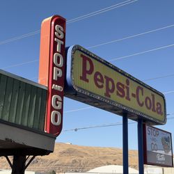 Stop & Go Burgers