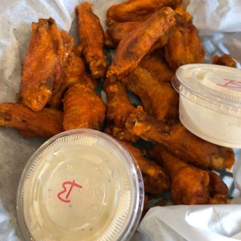 Il Primo Pizza and Wings - Wings - Pizza Near Me - Lehigh Acres, Florida