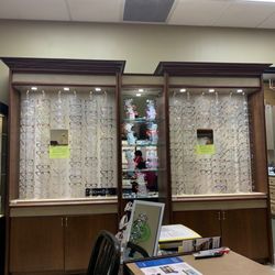 Experts on Sight - Glasses shopping area