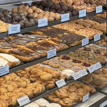 Oakmont Bakery - Just some of the goodies in their large assortment of baked goods - Bakeries Near Me - Oakmont, Pennsylvania Oakmont Bakery - Just some of the goodies in their large assortment of baked goods - Bakeries Near Me - Oakmont, Pennsylvania
