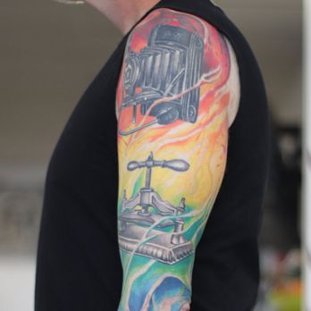 Thirteen Roses Tattoo & Aesthetics - Tattoo Near Me - Maryland Heights, Missouri Thirteen Roses Tattoo & Aesthetics - Tattoo Near Me - Maryland Heights, Missouri
