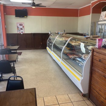 La Popular Mexican Restaurant & Bakery - Mexican Near Me - Converse, Texas