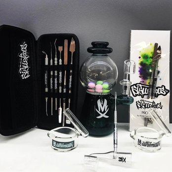 Treehouse Smoke Shop - Head Shops Near Me - Paso Robles, California Treehouse Smoke Shop - Head Shops Near Me - Paso Robles, California