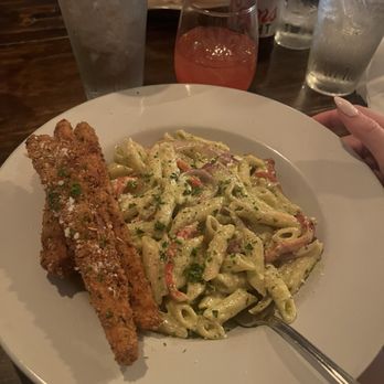 Gerard's 1907 Tavern - basil pesto pasta with eggplant fries - New American Near Me - Bowling Green, Kentucky Gerard's 1907 Tavern - basil pesto pasta with eggplant fries - New American Near Me - Bowling Green, Kentucky