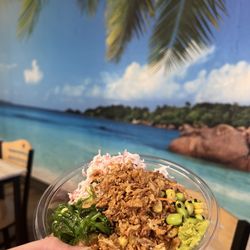 Hawaii Ramen Noodle & Poke
