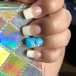 Tommy's square nails and design