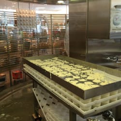 Schaukäserei Kloster Engelberg - Camembert in the making