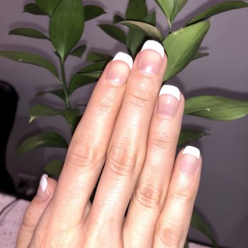 Bilancia Nail Spa - Nail Salons Near Me - Chicago, Illinois