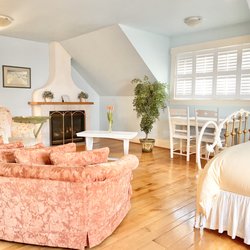 Princess and the Pea Hotel - Sleeping Beauty room