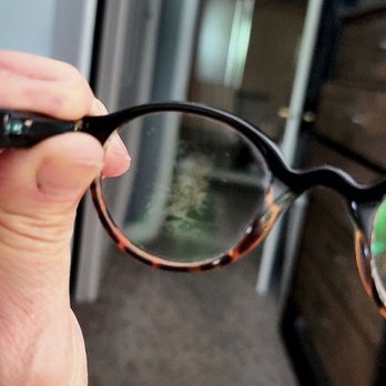 Eye Magic By Michael Scott - In the center of the lens you can see a haze of time scratches the made them frames UNUSABLE. - Eyewear & Opticians Near Me - Highland Park, Illinois