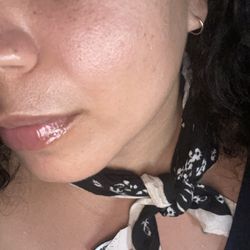 Tayla Nicole Beauty - Lip serum with a lovely 45 min custom facial skin analysis
