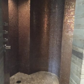 exhale Spa - The hot/cold shower! (Cascata)! - Barre Classes Near Me - Beaver Creek, Colorado