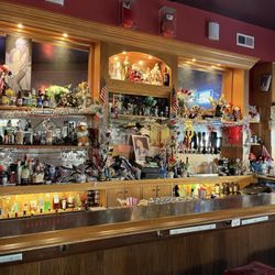 Randy's Place - Bar!
