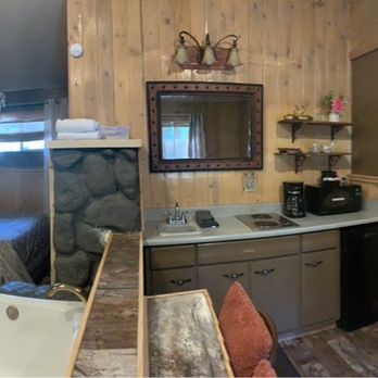 Grey Squirrel Resort & Vacation Rental Homes - Pano of our Honeymoon Cottage - Big Bear Lake, CA