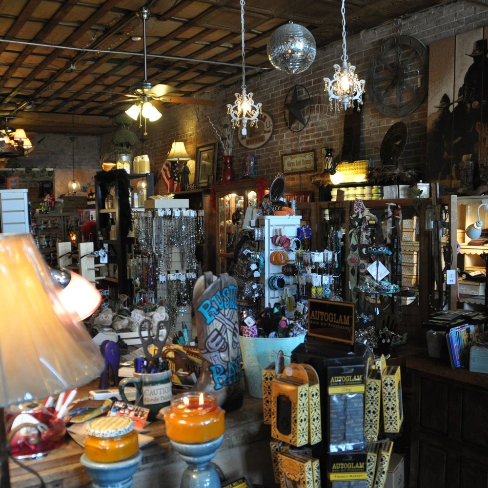 Rustic Ranch - Inside the Rustic Ranch decor store - Accessories Near Me - Valley View, Texas