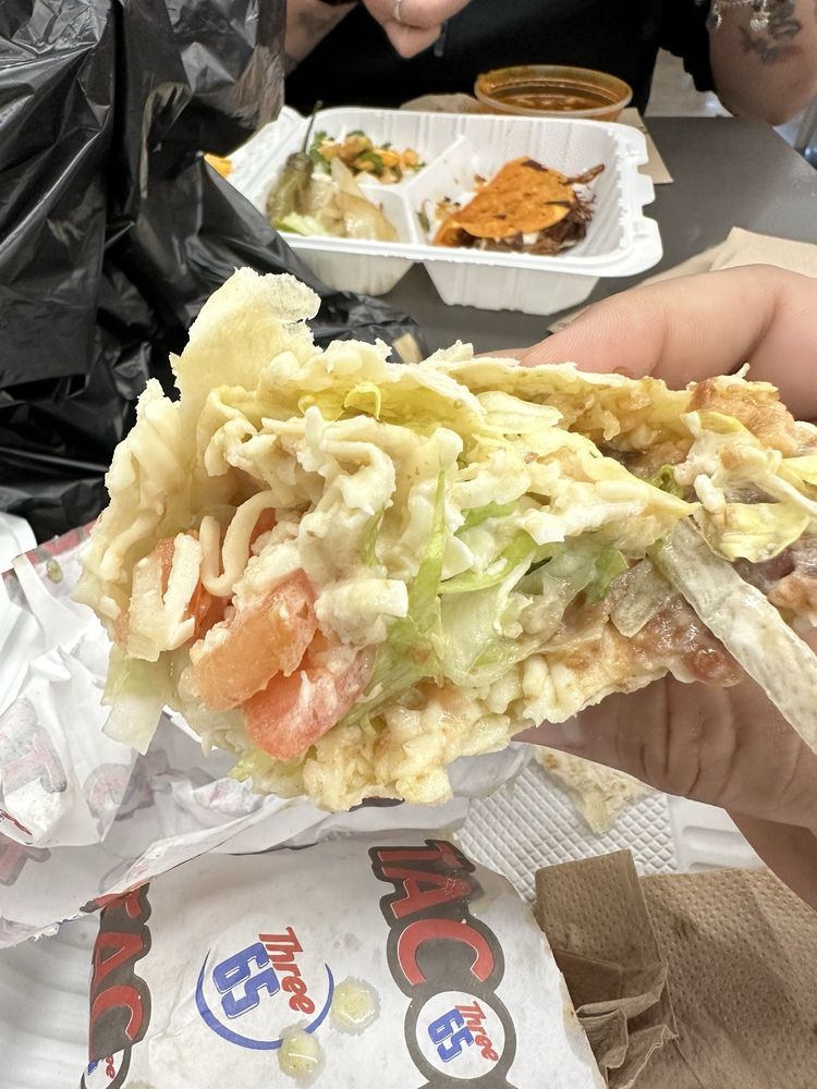 El Compadre Tacos y Mas