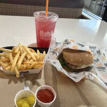 Habit Burger & Grill - Burgers Near Me - Encino, California Habit Burger & Grill - Burgers Near Me - Encino, California