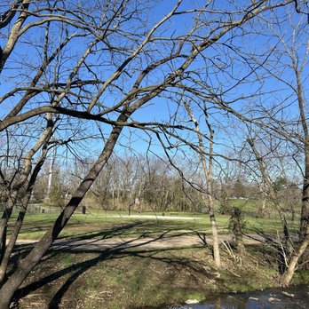 Meadowbrook Park - Creek - Parks Near Me - Lexington, Kentucky Meadowbrook Park - Creek - Parks Near Me - Lexington, Kentucky
