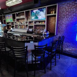 NOLA Taphouse - Bar