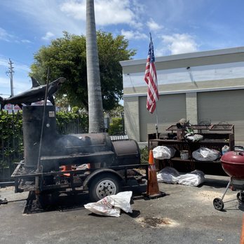 Hate Mondays Tavern - smoker in action!! so cool!! - Barbeque Near Me - Miami, Florida