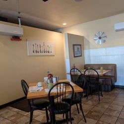 Country Kitchen - Eating Area