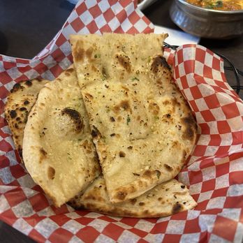 Rangla Punjab - Garlic naan - Indian Near Me - Niagara Falls, Ontario Rangla Punjab - Garlic naan - Indian Near Me - Niagara Falls, Ontario
