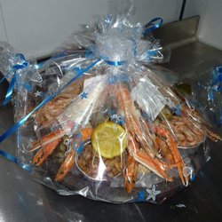 Poissonnerie Histoire d'Eau - Plateaux de fruits de mer à commander ...réalisés à la carte et selon votre budget ...