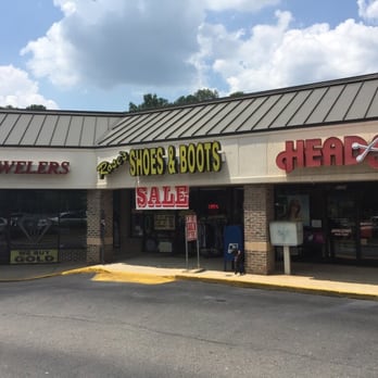 Rose's Shoes And Boots - Shoe Stores Near Me - Oneonta, Alabama