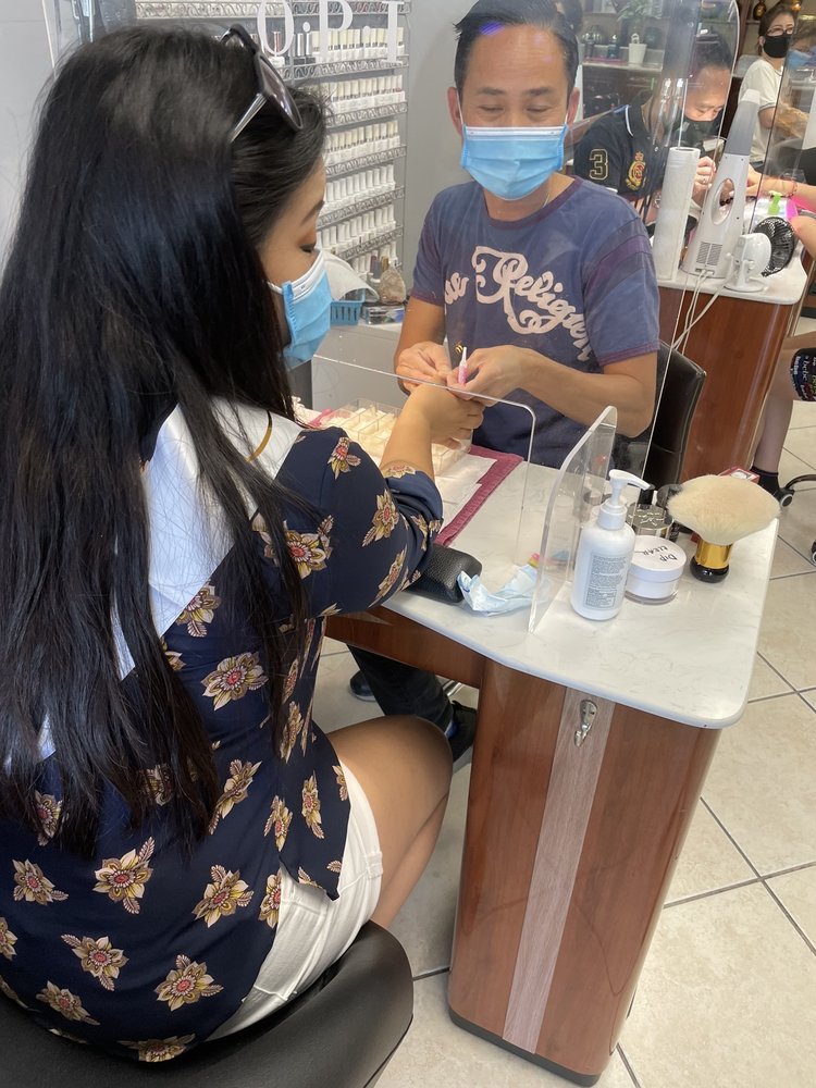 AVA NAILS Updated August 2024 17 Photos & 21 Reviews 8352 Shoppers Sq, Manassas, Virginia