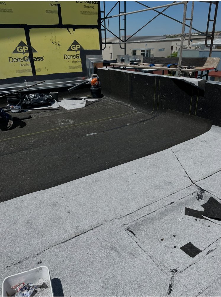 Slide of Imperial West Roofing