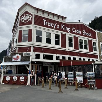 Tracy's King Crab Shack - Outside - Seafood Near Me - Juneau, Alaska