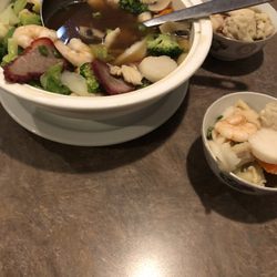 Wing's Kitchen - Wor Wonton soup