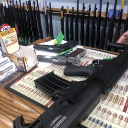 A gun A gun
