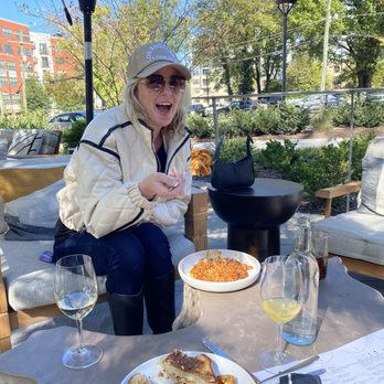 Sixty Vines - New American Near Me - Charlotte, North Carolina