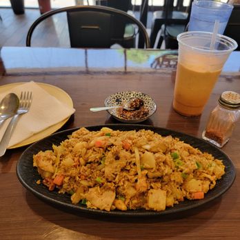 Rumdoul - Pineapple Curry Fried Rice. I ate the whole plate! - Asian Fusion Near Me - Rowlett, Texas