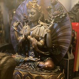 Avalokiteshvara Resin Statue Avalokiteshvara Resin Statue