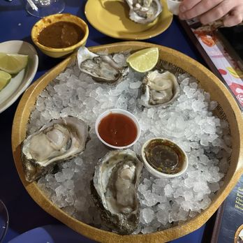 Lago Mariscos - Oysters - Seafood Near Me - Sugar Land, Texas