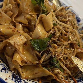 Noodle Kitchen - Hot Oil Spill Noodle - Chinese Near Me - Spring, Texas