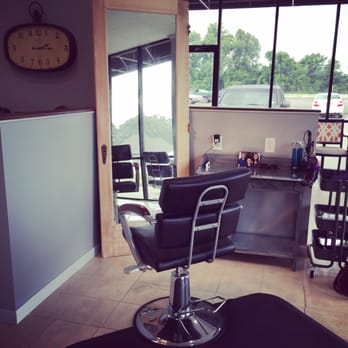 Salon 1812 - Hair Salons Near Me - Prairieville, Louisiana