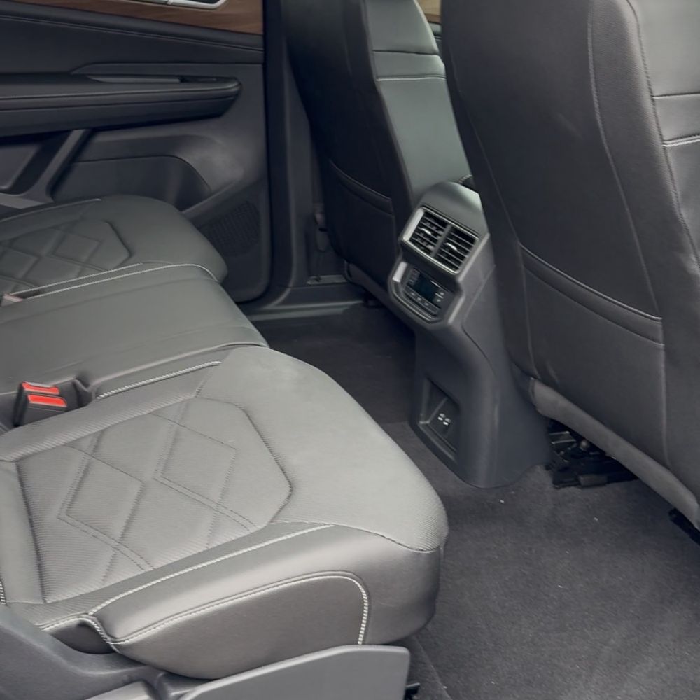 Avis Rent A Car - Car Rental Near Me - Lynbrook, New York Avis Rent A Car - Car Rental Near Me - Lynbrook, New York
