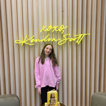 Kendra Scott - Jewelry Near Me - Naperville, Illinois Kendra Scott - Jewelry Near Me - Naperville, Illinois