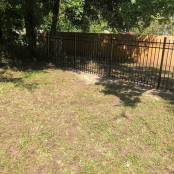 Big Jerry’s Fencing - Back fence in aluminum - Fences & Gates Near Me - Jacksonville, Florida Big Jerry’s Fencing - Back fence in aluminum - Fences & Gates Near Me - Jacksonville, Florida