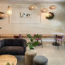 LiBre Dessert Cafe - Interior