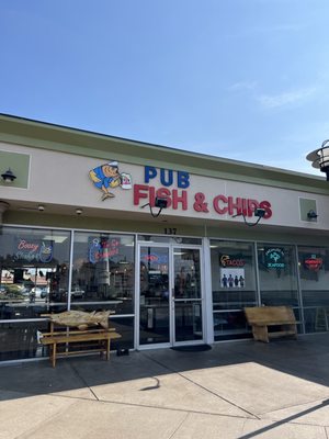 Pub Fish & Chips by null