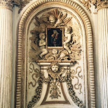 VOI Donna Camilla Savelli - Gorgeous altar piece in hotel - Hotels Near Me - Rome, RM VOI Donna Camilla Savelli - Gorgeous altar piece in hotel - Hotels Near Me - Rome, RM
